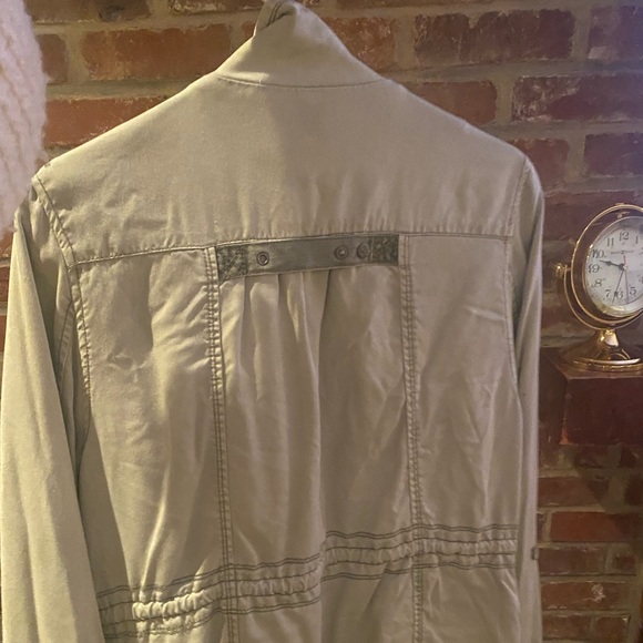 Jacket - Picture 7 of 8